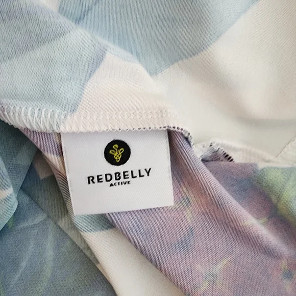 RED BELLY ACTIVE FLORAL ATHLETIC SLEEVELESS TOP WOMENS SIZE LARGE - Picture 11 of 13